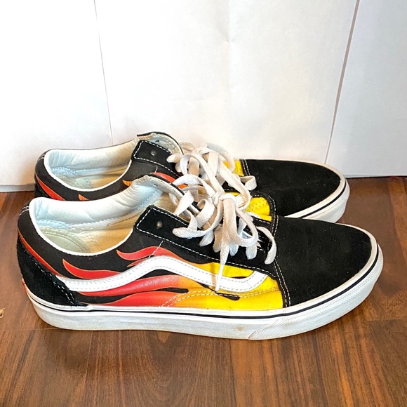 Vans Shoes - Vans flame old skool